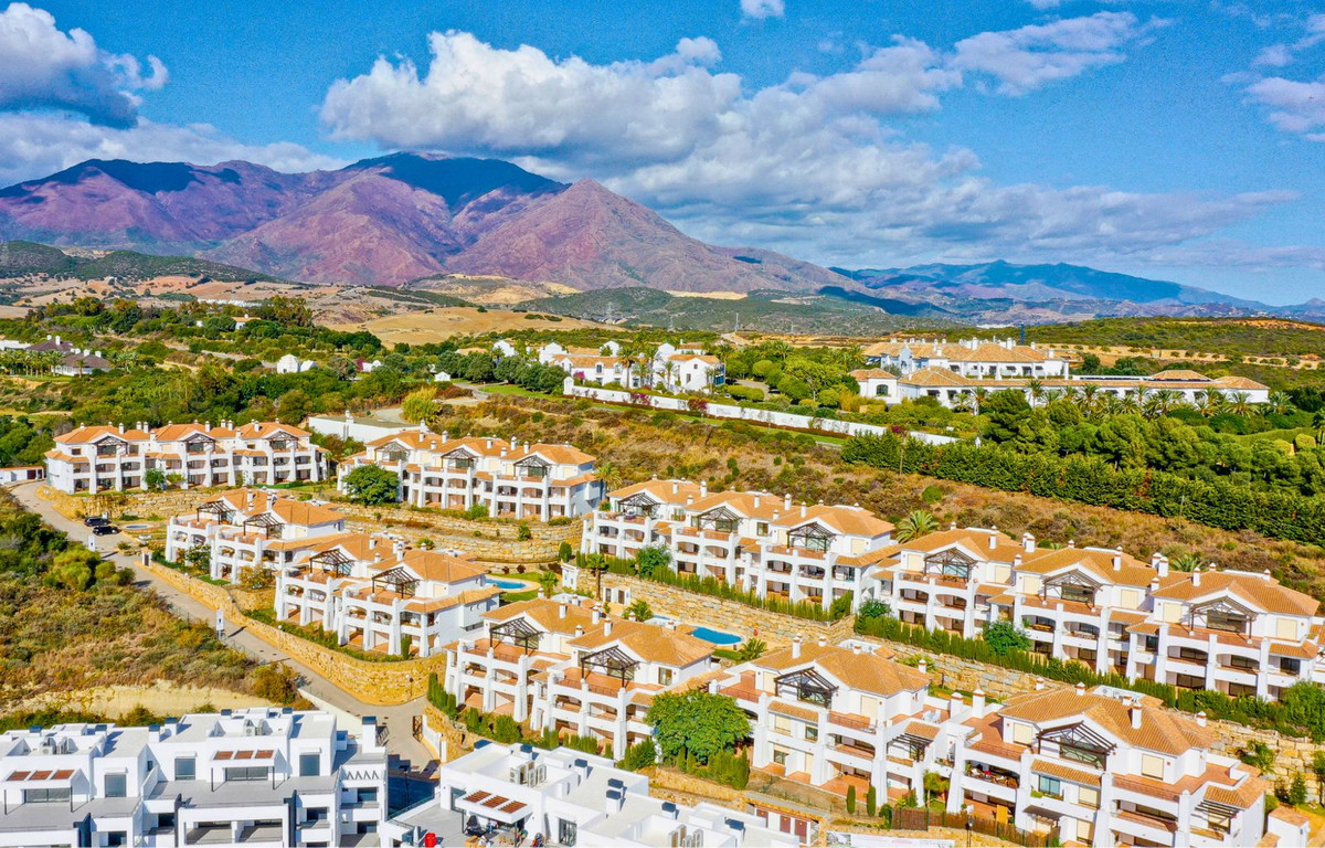 3 Bedroom Penthouse in Casares - Photo 27