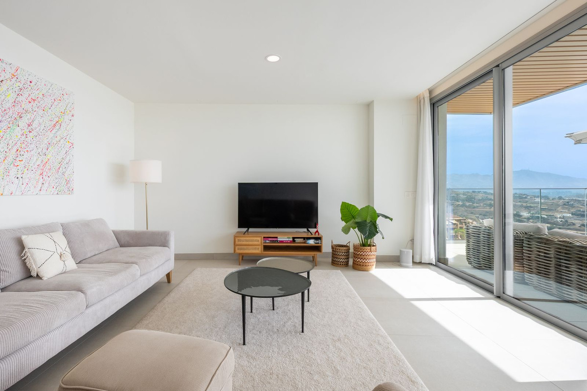 3 Bedroom Apartment in Mijas - Photo 9
