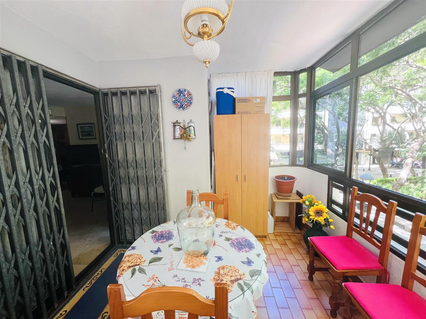 2 Bedroom Apartment in Marbella - Photo 23