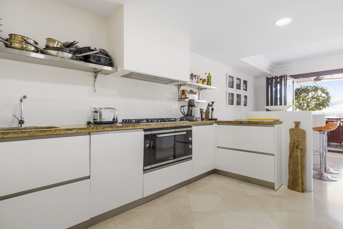 5 Bedroom Townhouse in Benahavís - Foto 18