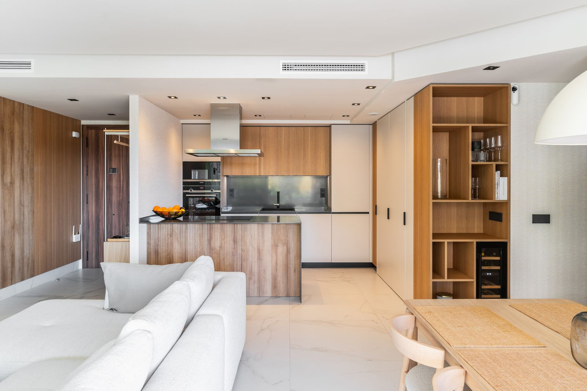 3 Bedroom Apartment in San Pedro de Alcántara - Photo 8