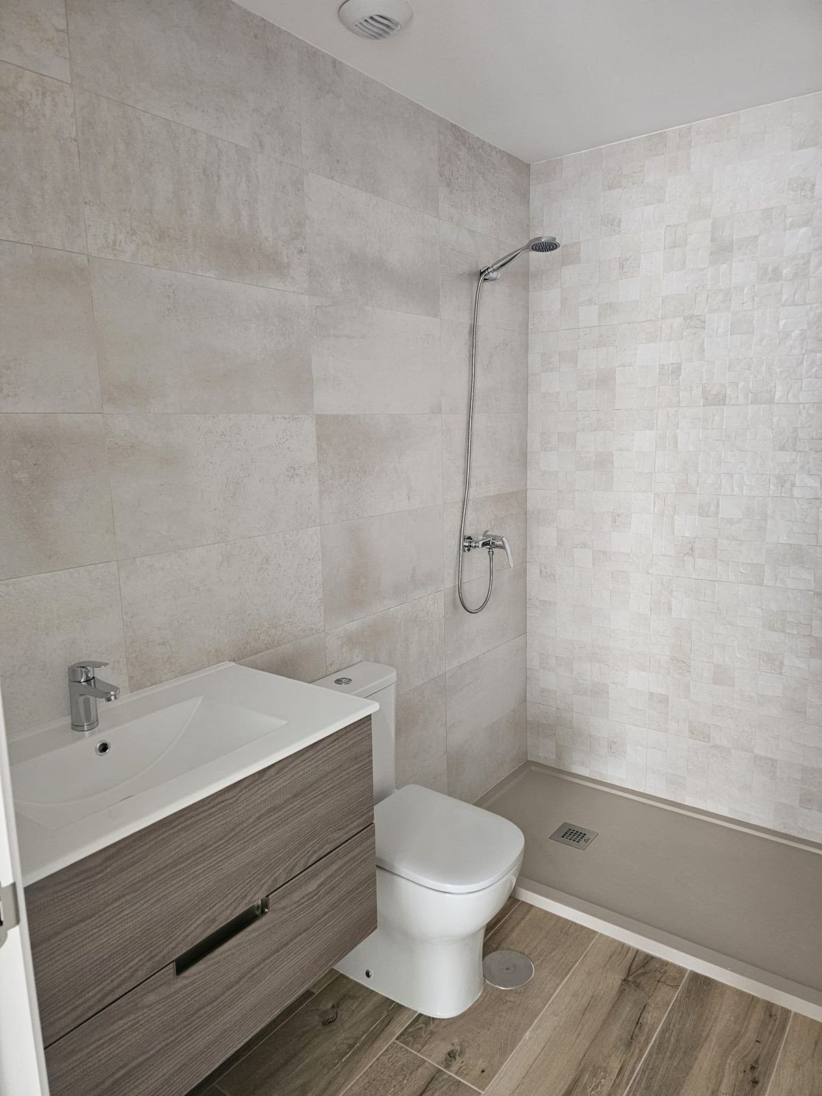 3 Bedroom Apartment in Marbella - Photo 6