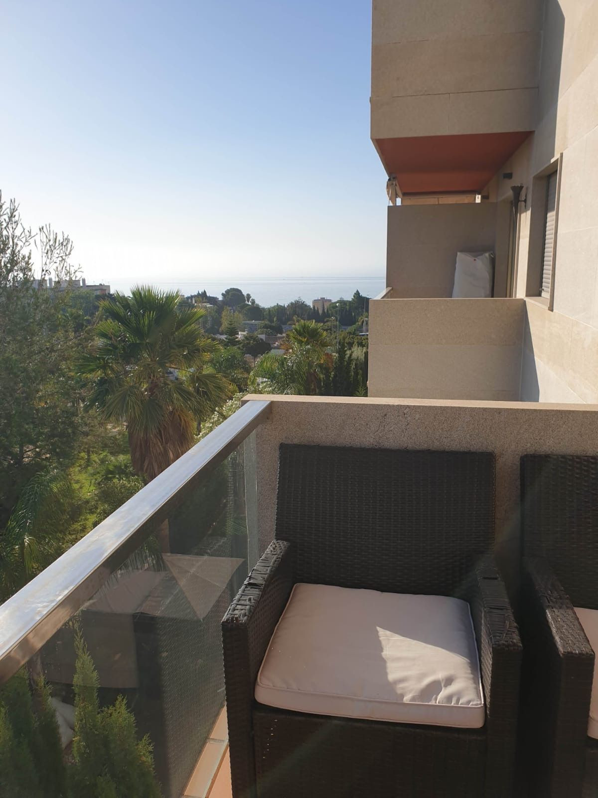 2 Bedroom Apartment in Torremolinos - Photo 11