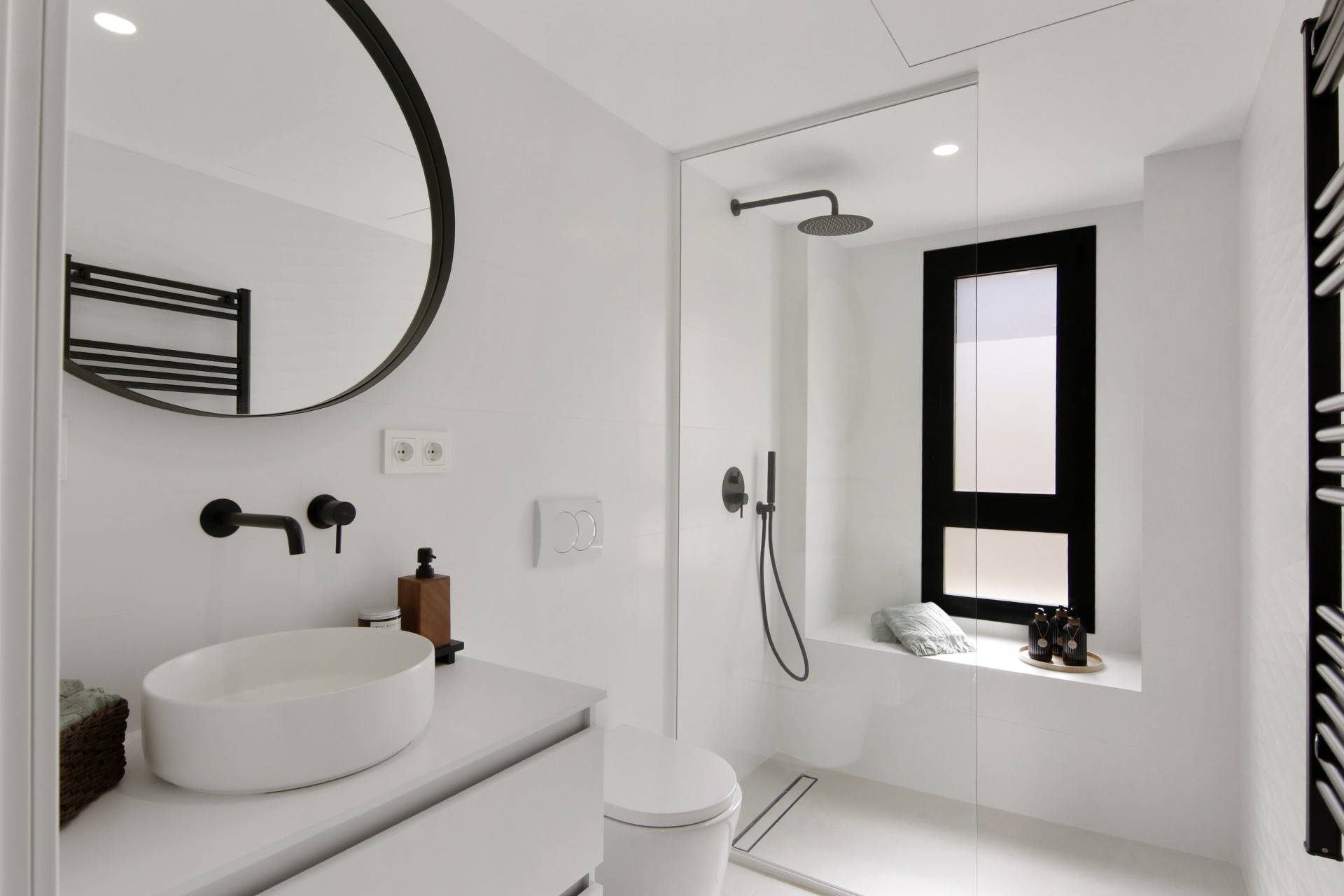 1 Bedroom Penthouse in Estepona - Foto 10