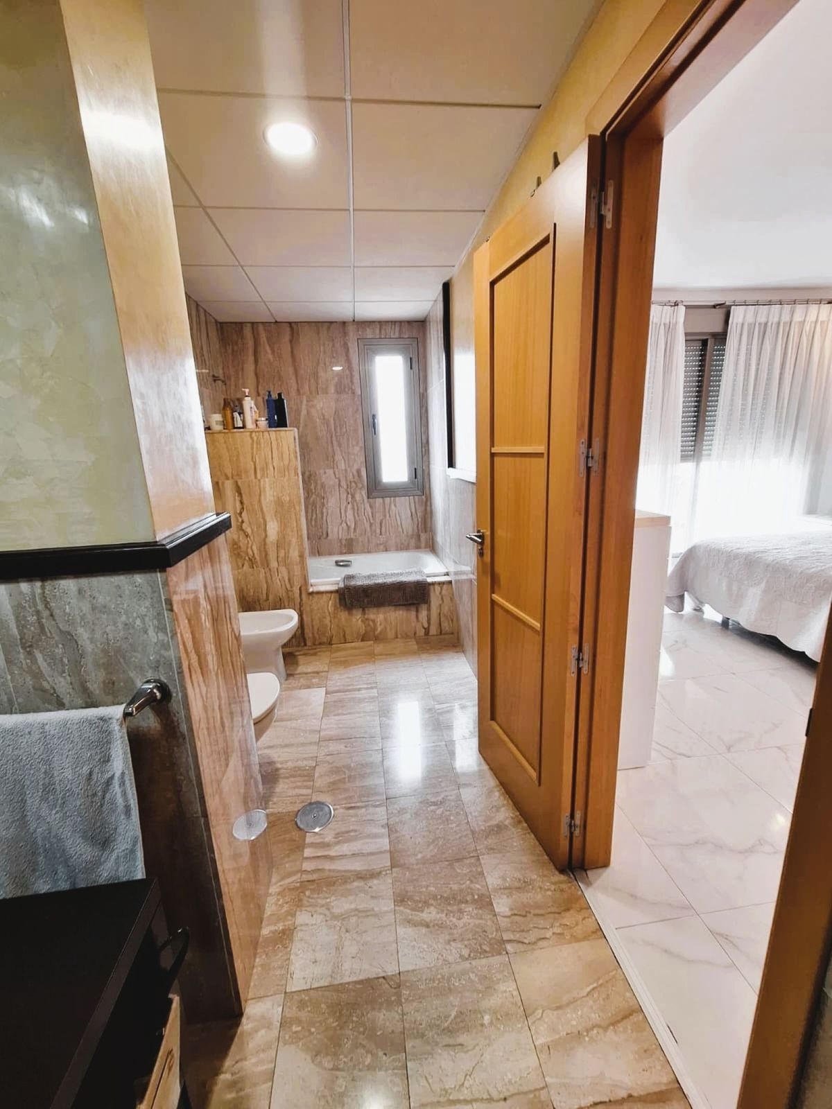 3 Bedroom Penthouse in Torremolinos - Photo 24
