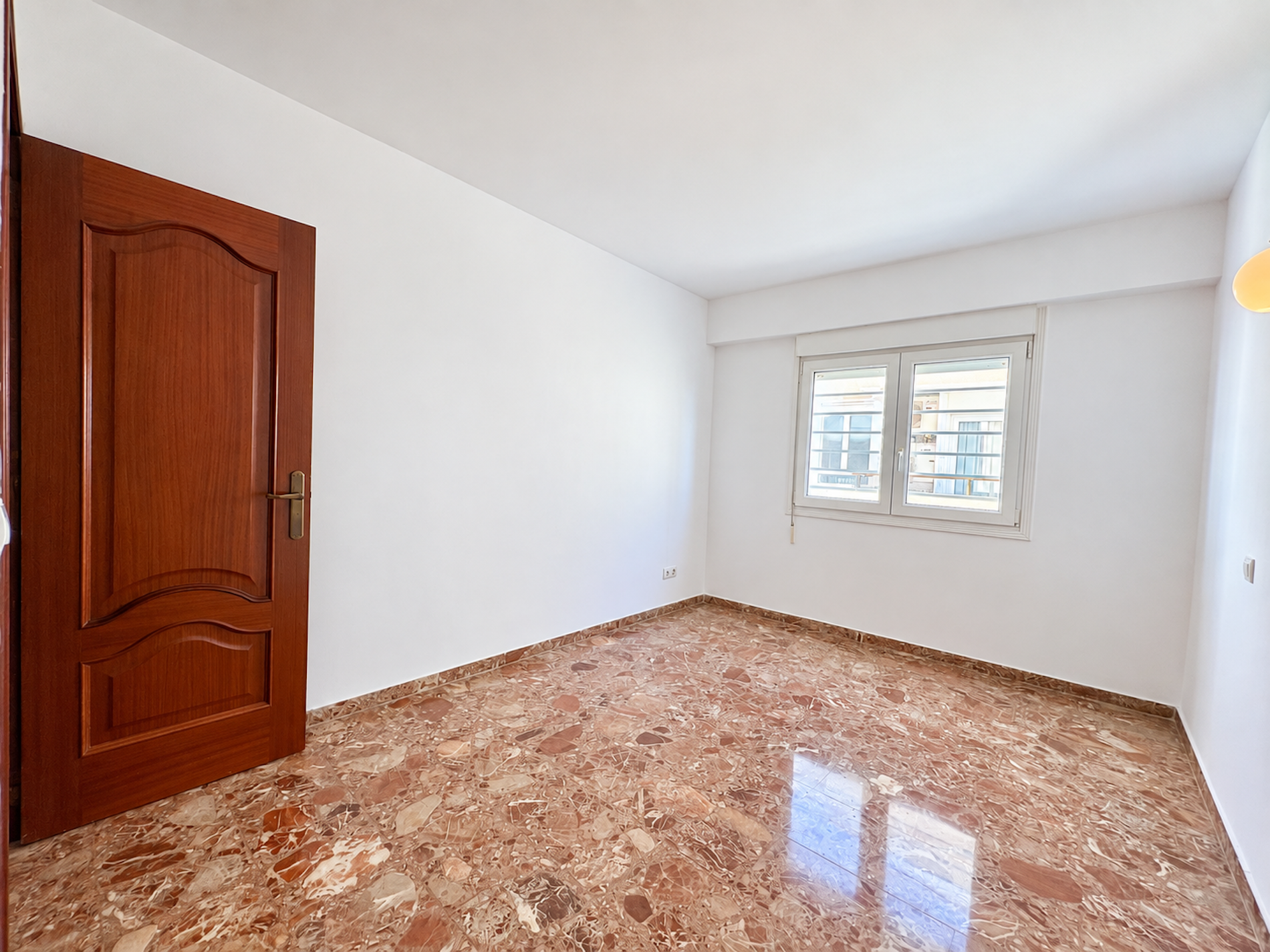 3 Bedroom Apartment in Fuengirola - Photo 19