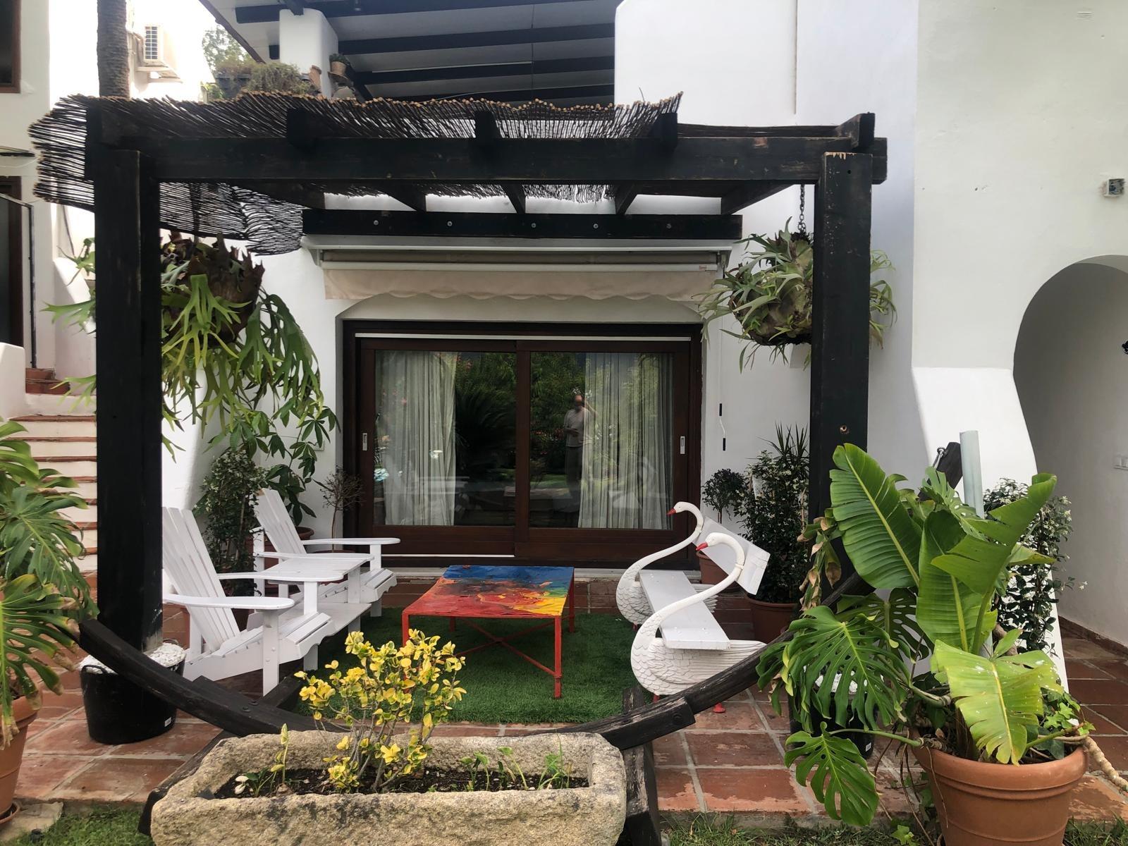 7 Bedroom Villa in Marbella - Photo 4