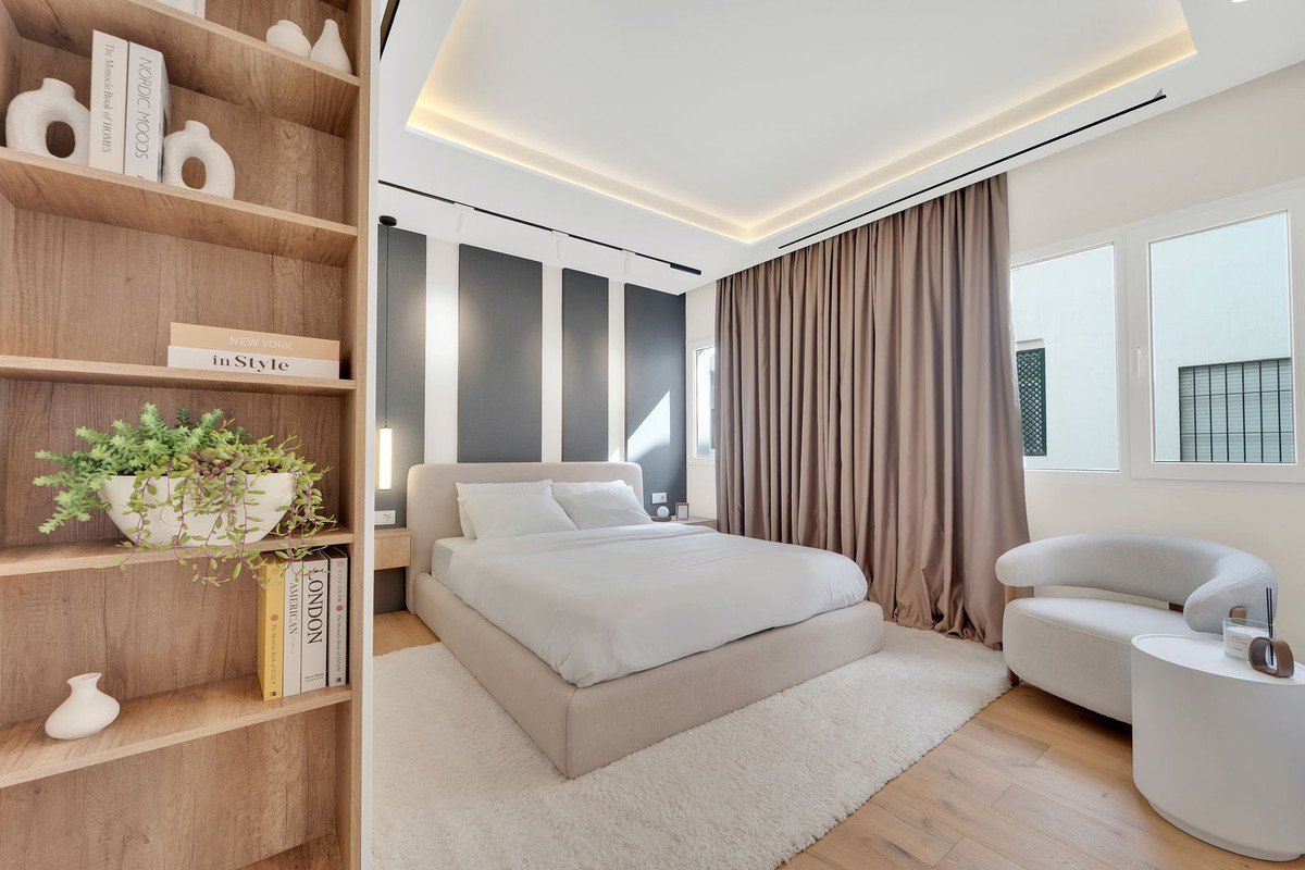 3 Bedroom Apartment in Marbella - Photo 17