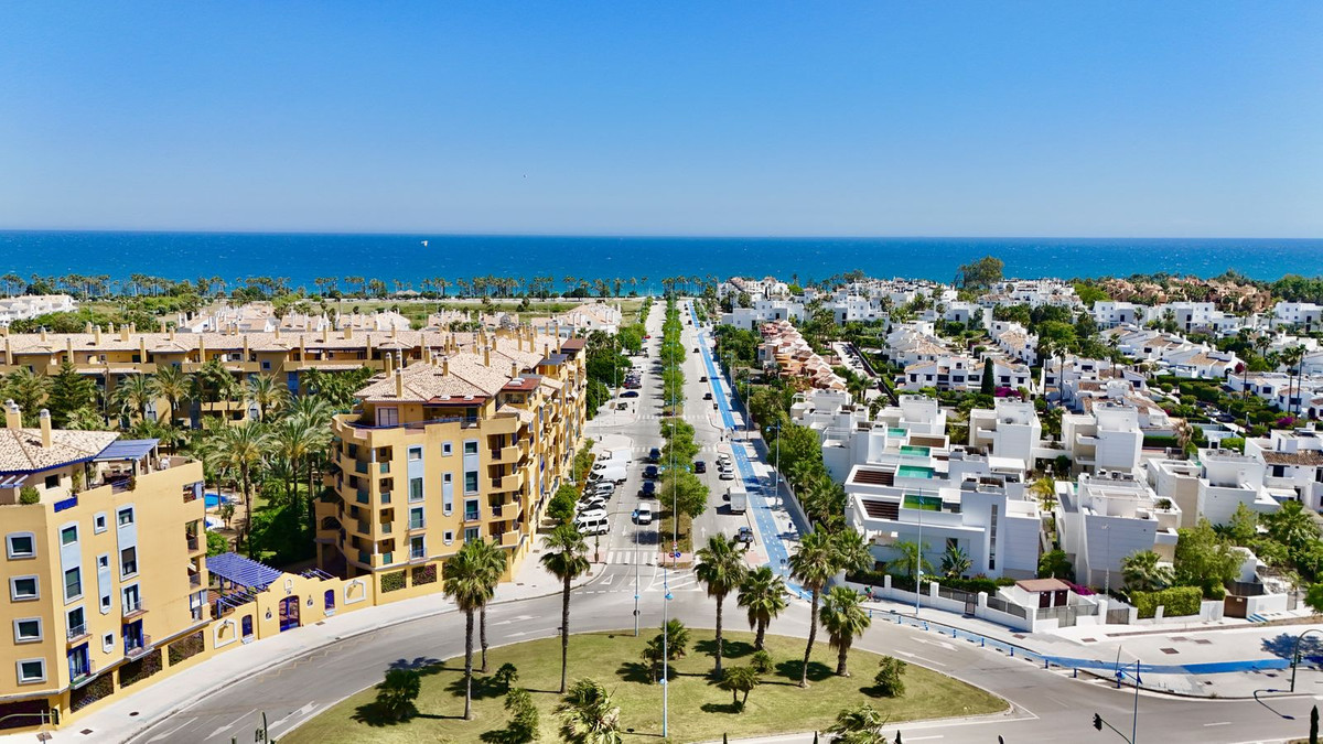 3 Bedroom Penthouse in San Pedro de Alcántara - Photo 23