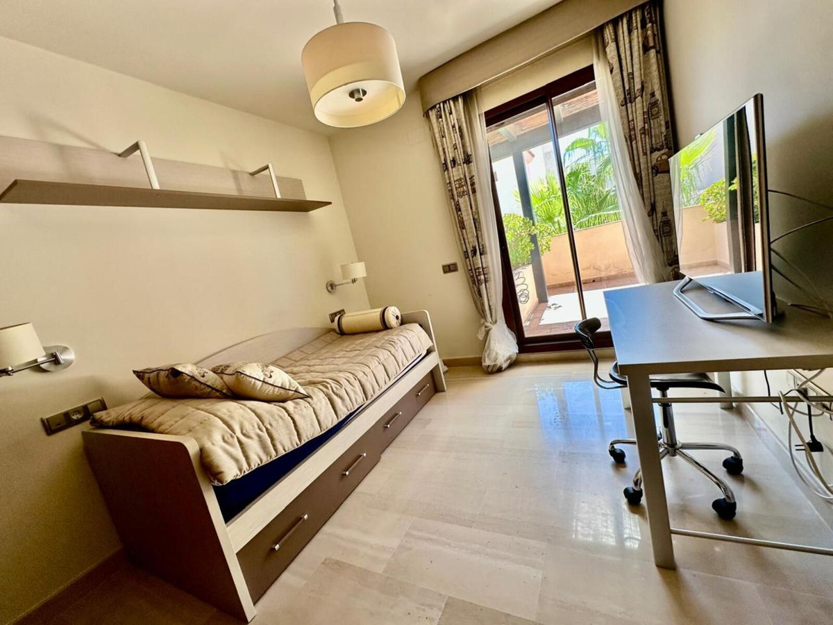 Apartamento com 3 quartos com piscina em Málaga, Espanha – Foto 13