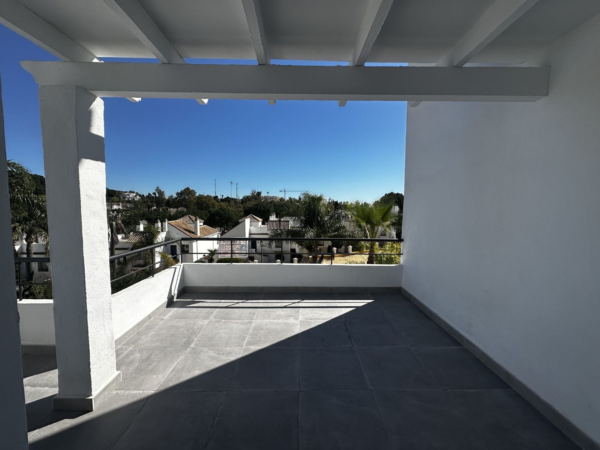 2 Bedroom Apartment in Marbella - Foto 2