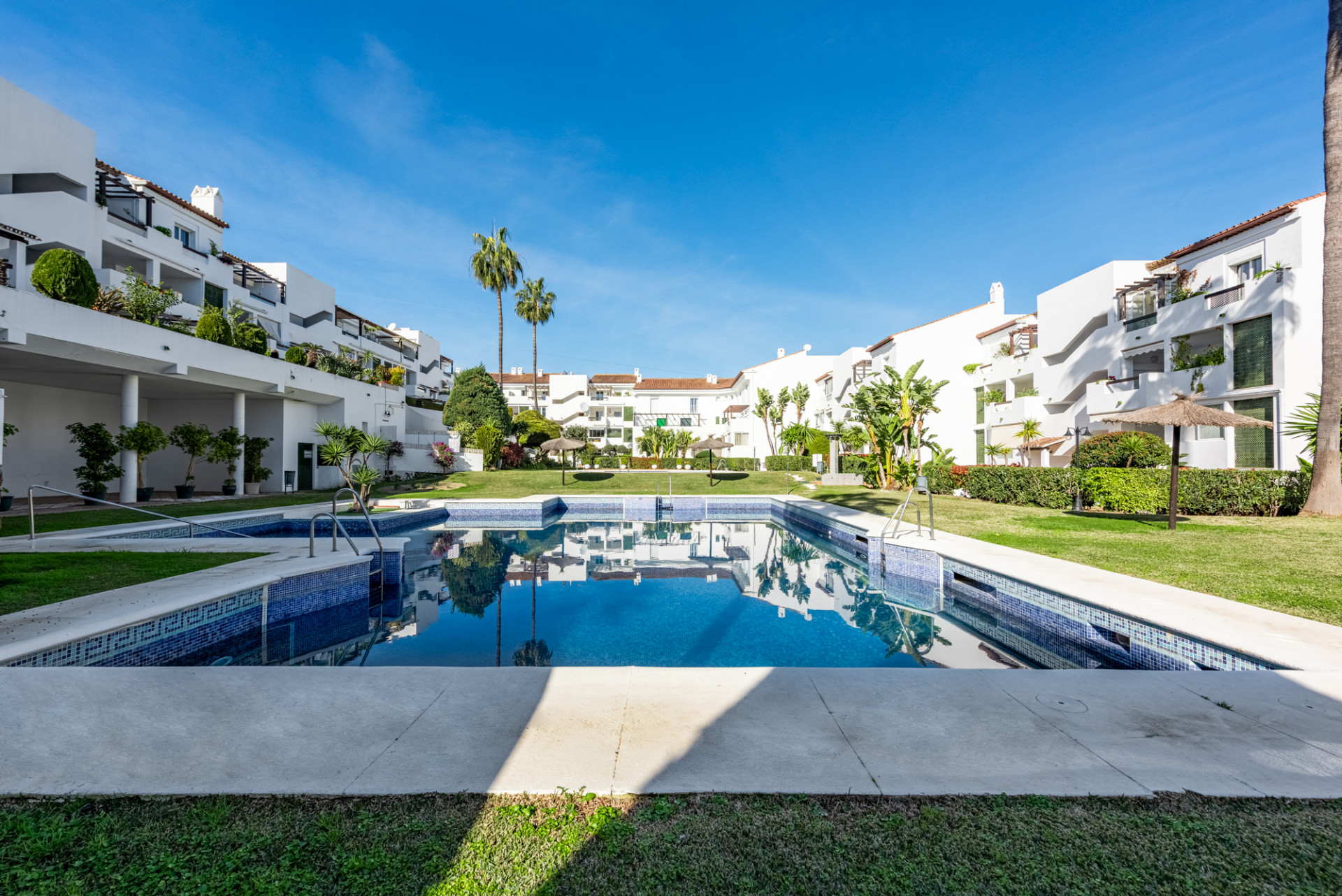 2 Bedroom Apartment in Estepona - Photo 19
