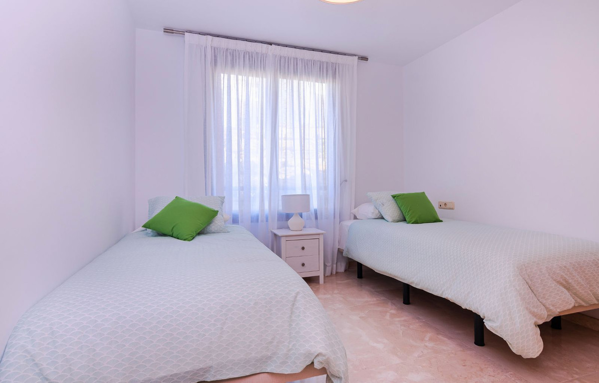 3 Bedroom Apartment in Casares - Photo 36