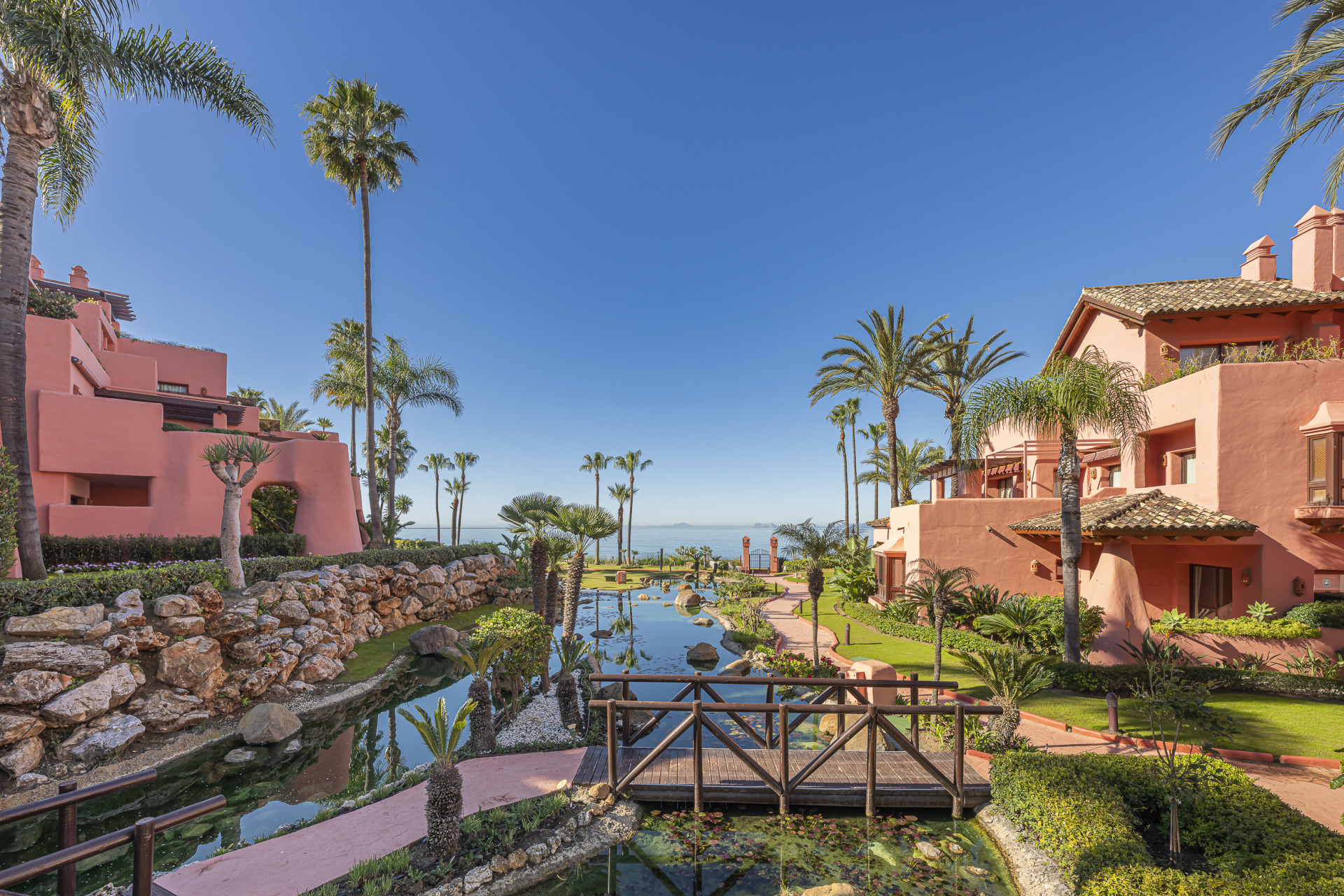 3 Bedroom Apartment in Estepona - Photo 20