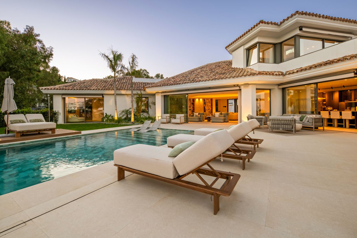 6 Bedroom Villa in Benahavís - Foto 3