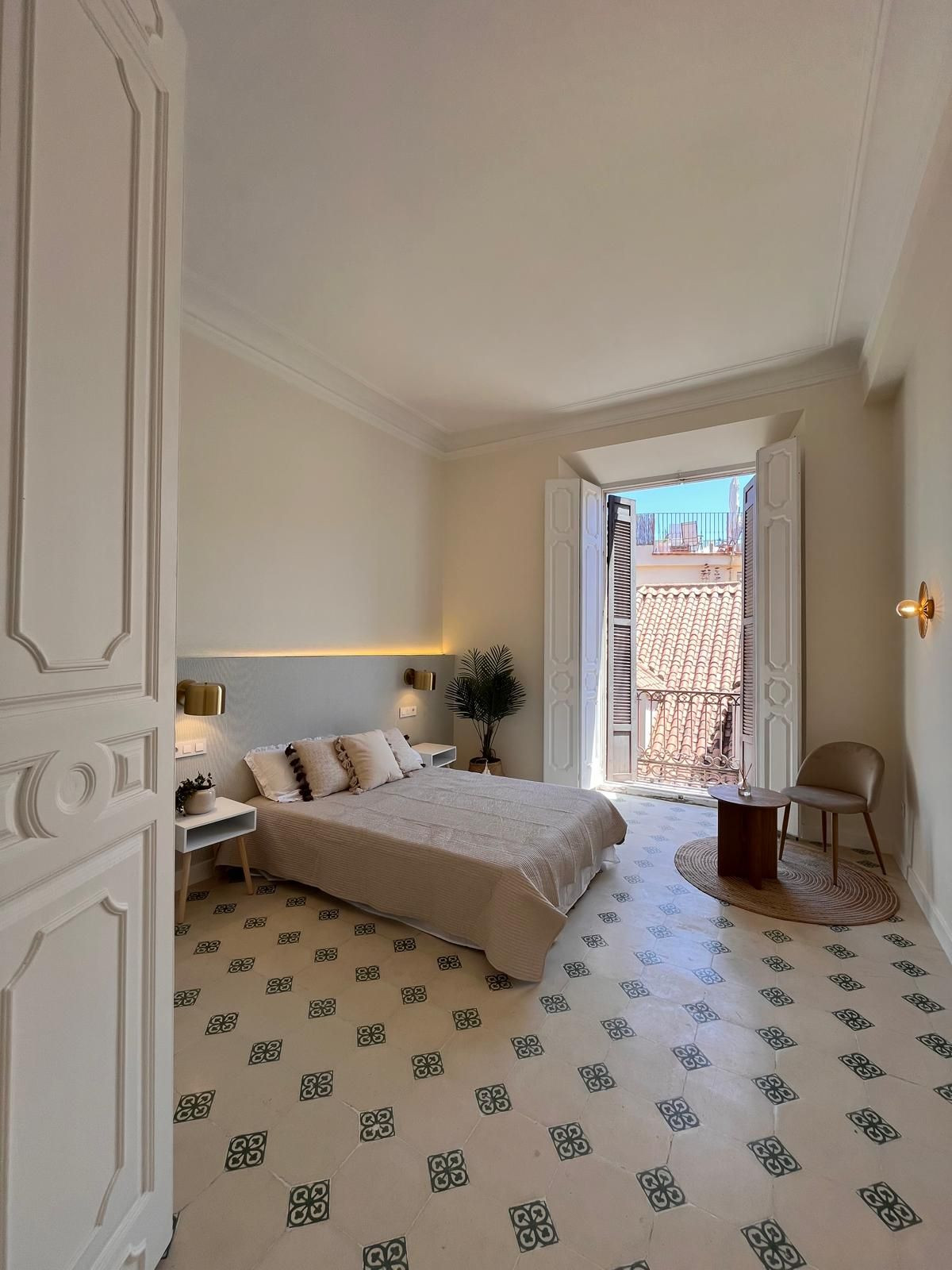 4 Bedroom Apartment in Málaga - Photo 17