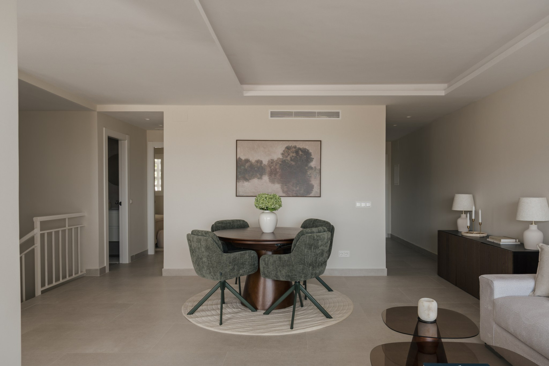 3 Bedroom Apartment in Benahavís - Photo 8