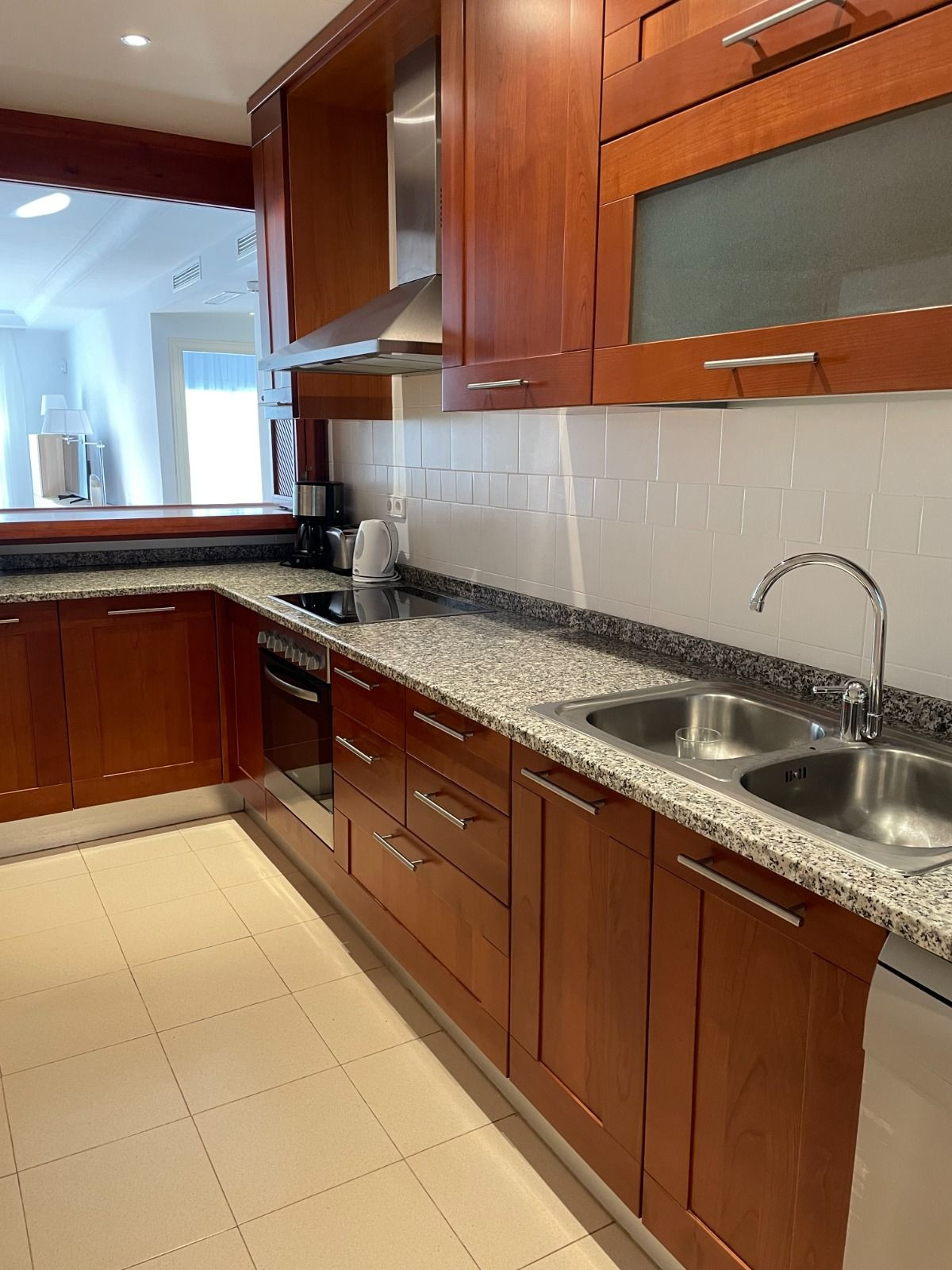 2 Bedroom Apartment in Marbella - Photo 7