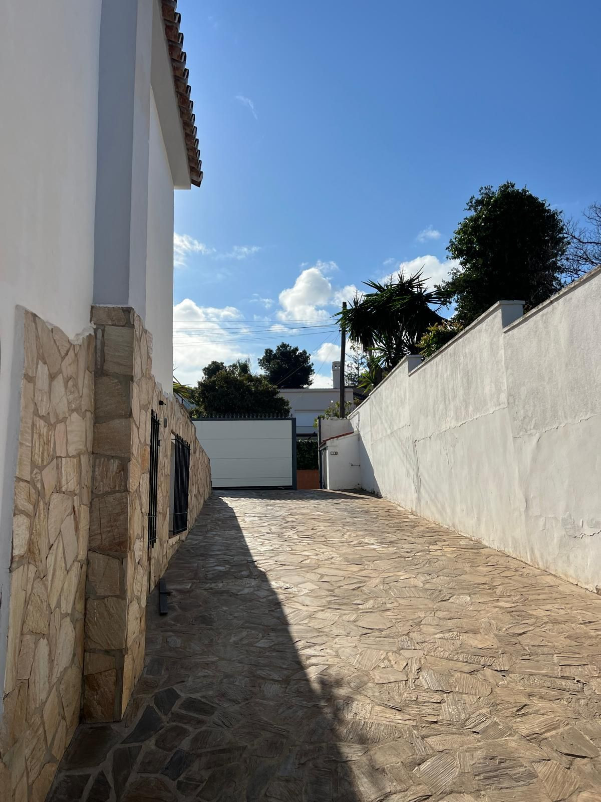 4 Bedroom Villa in Alhaurín de la Torre - Photo 14