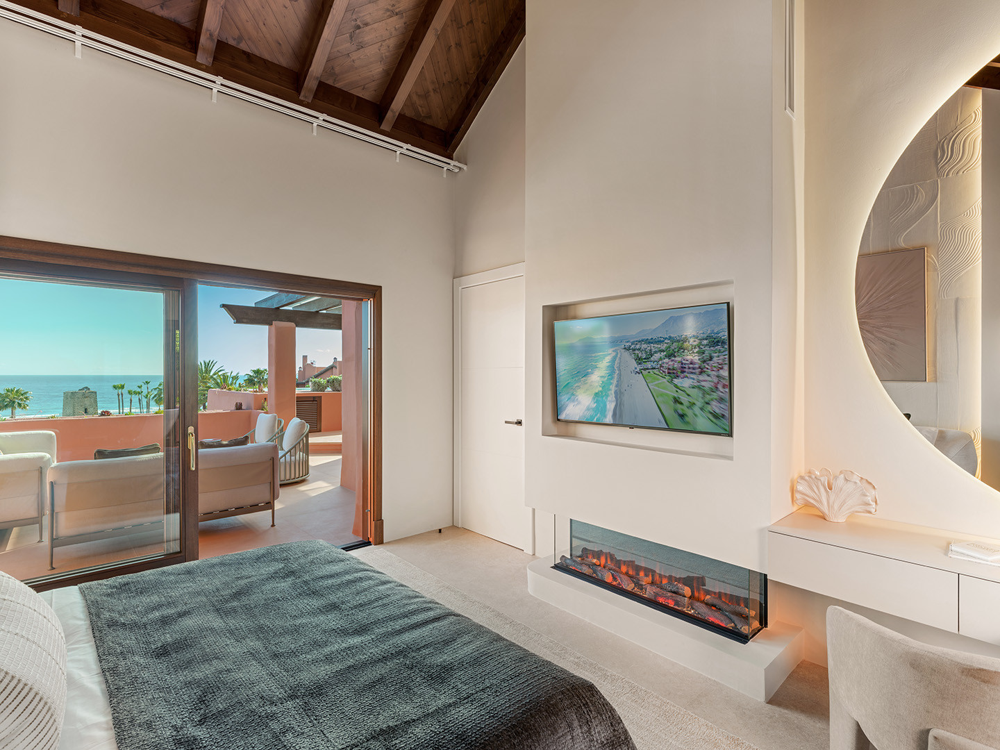 3 Bedroom Penthouse in Estepona - Photo 18