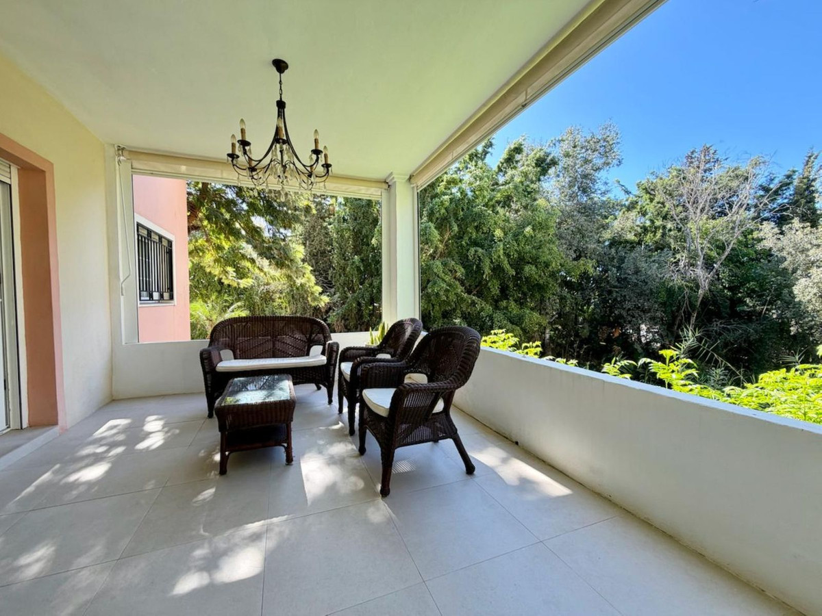 2 Bedroom Apartment in Marbella