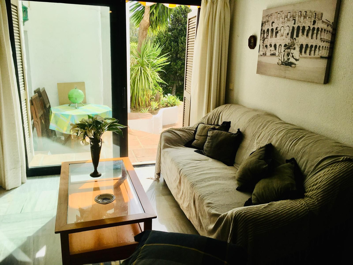 2 Bedroom Apartment in Marbella - Photo 7