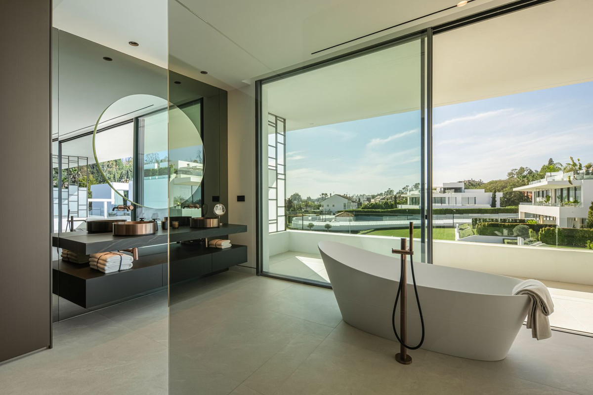 3 Bedroom Villa in Marbella - Фото 27