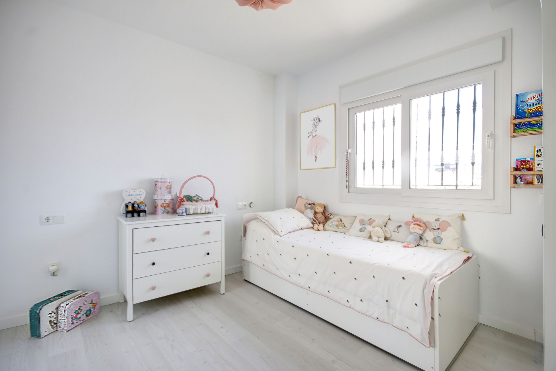 3 Bedroom Townhouse in Estepona - Photo 14