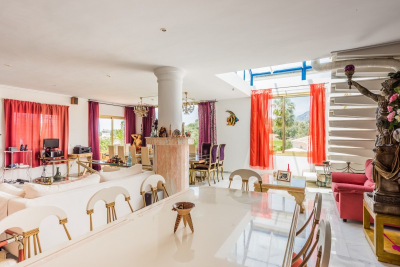 9 Bedroom Villa in Marbella - Photo 4