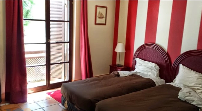 Piso de 2 dormitorios con piscina – Foto 7
