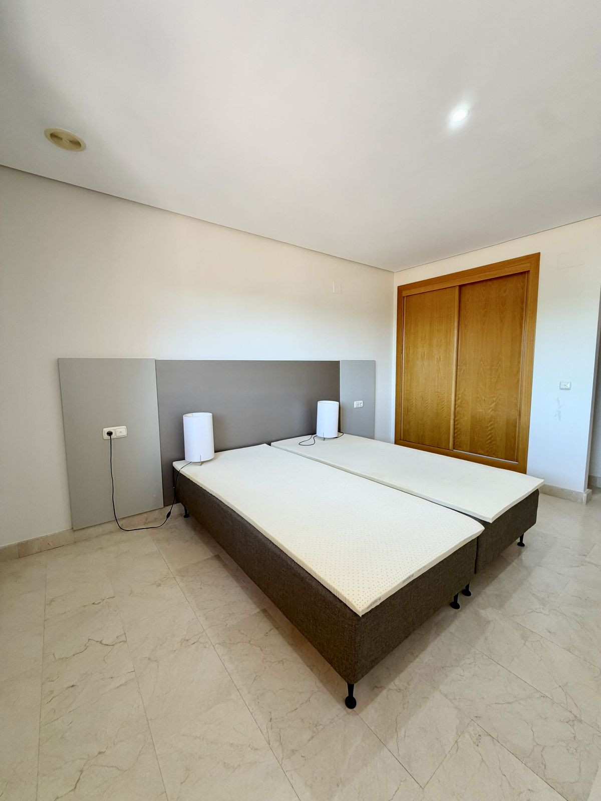 2 Bedroom Apartment in Marbella - Photo 26