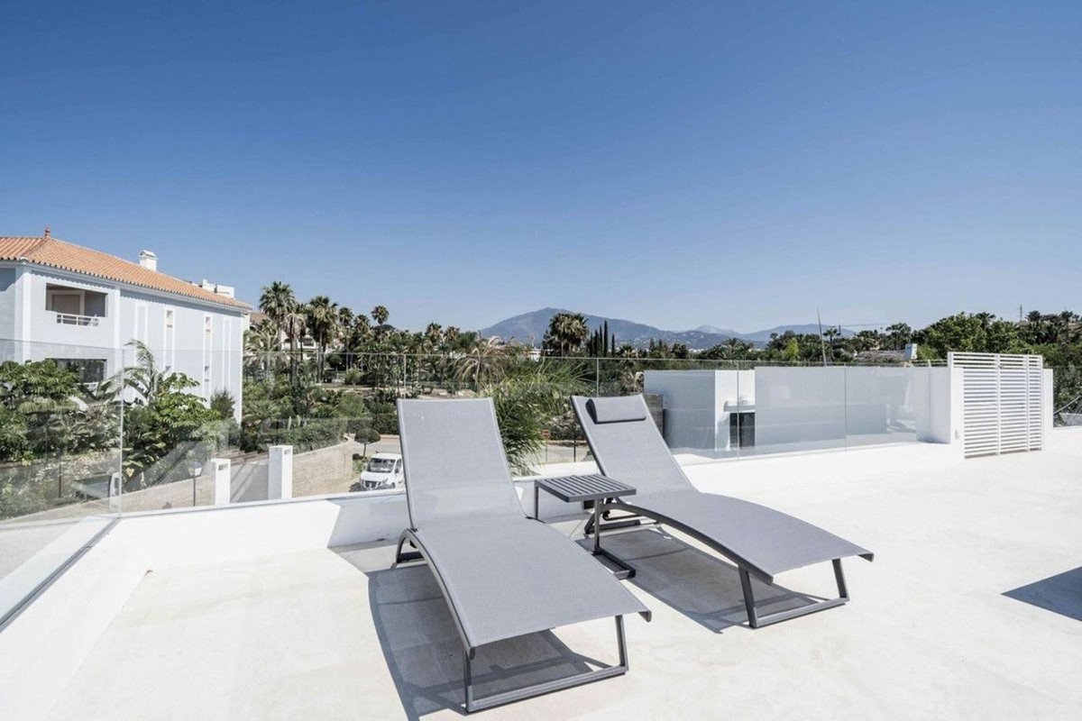 4 Bedroom Villa in Estepona - Foto 11