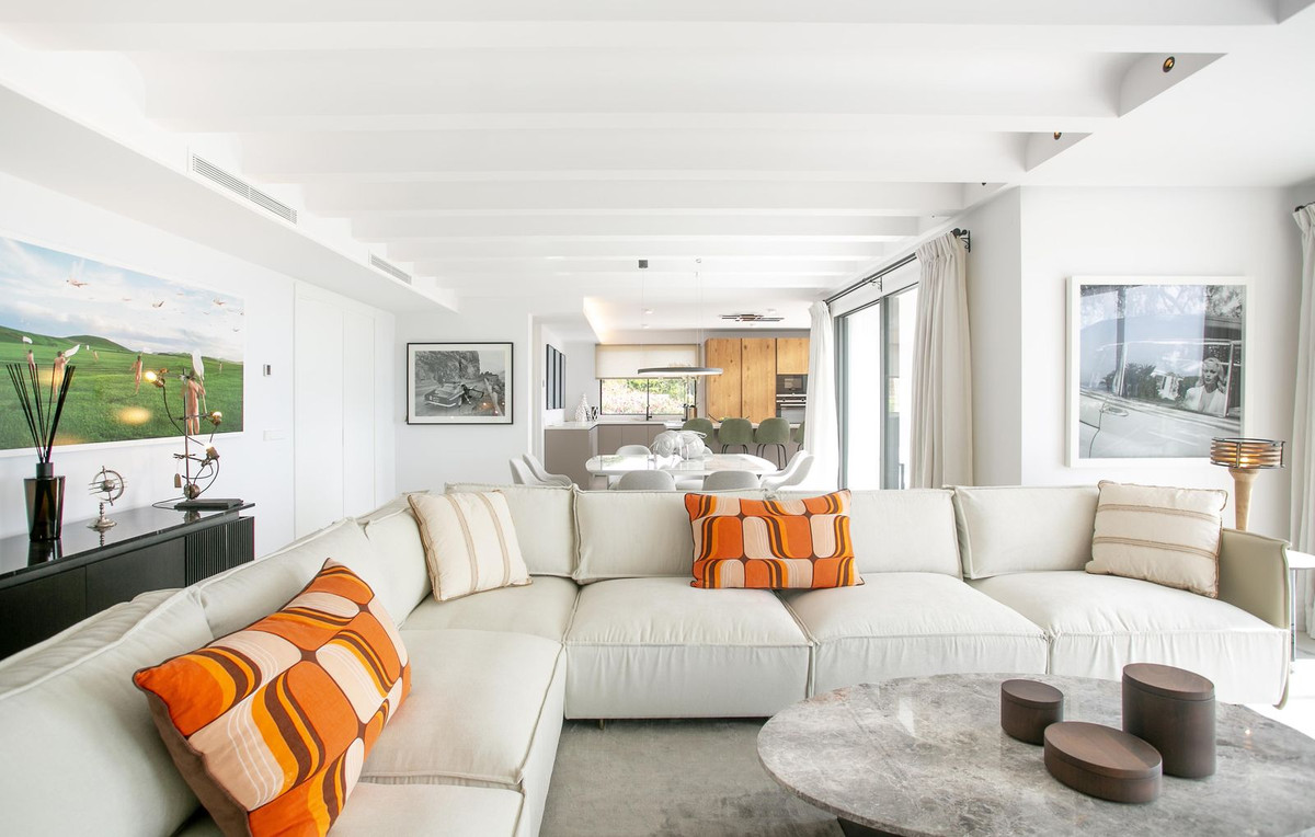 5 Bedroom Villa in Marbella - Photo 15