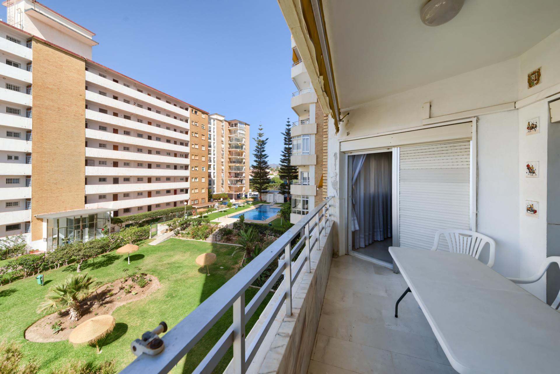 3 Bedroom Apartment in Fuengirola - Photo 7