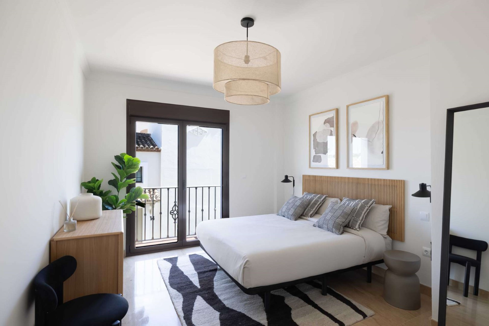 3 Bedroom Townhouse in Estepona - Photo 6