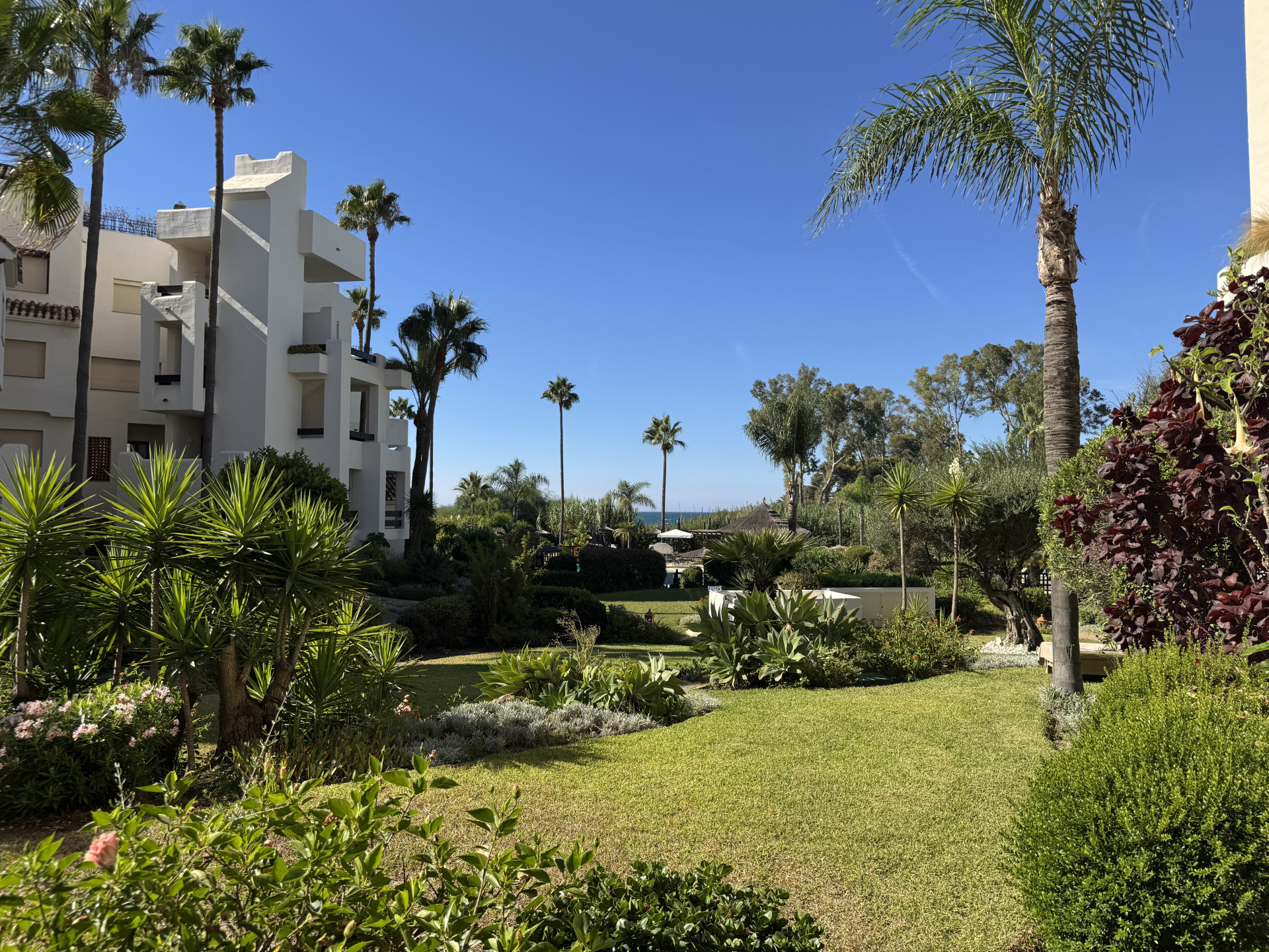 3 Bedroom Apartment in Estepona - Foto 43
