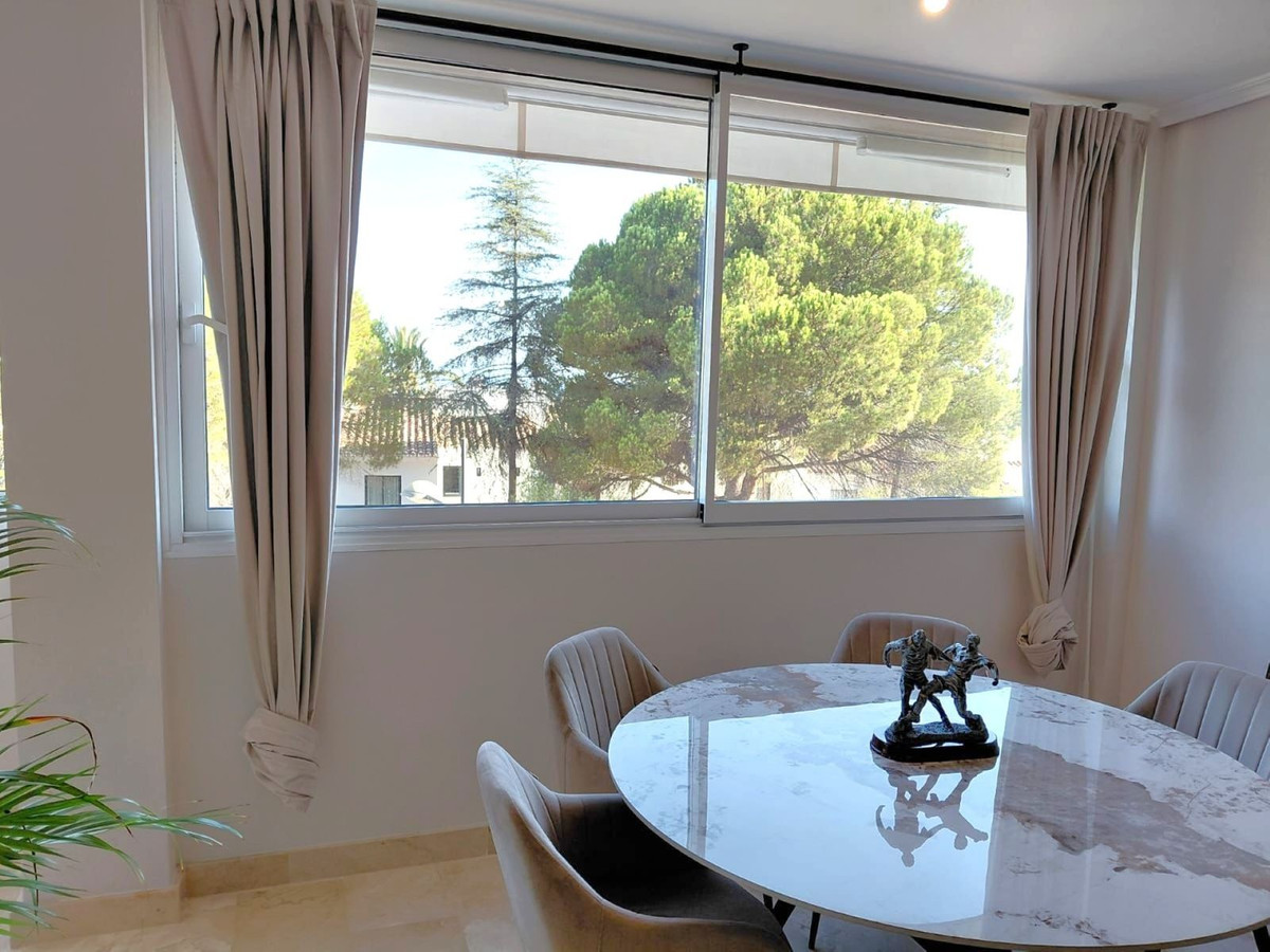 2 Bedroom Apartment in Marbella - Photo 8