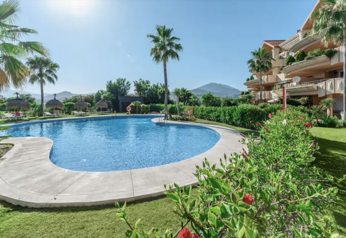 3 Bedroom Apartment in Marbella - Photo 28