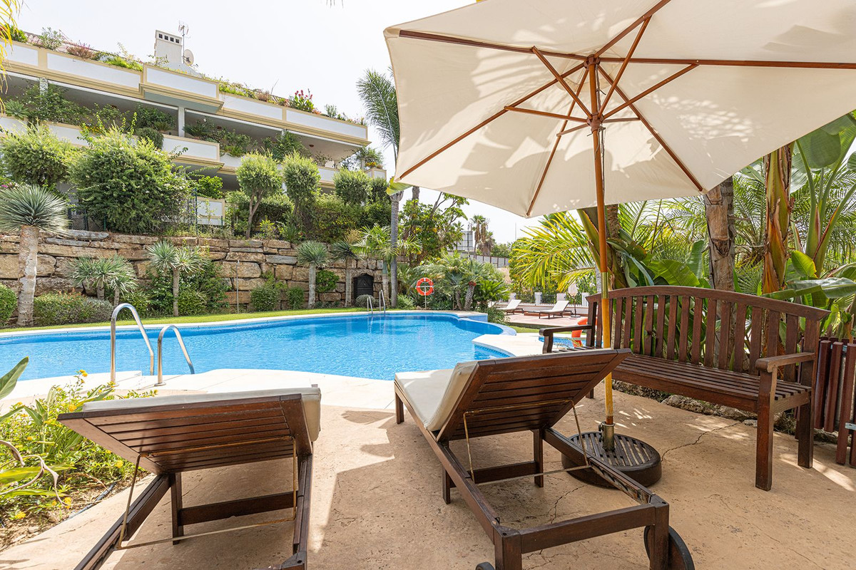 2 Bedroom Apartment in Marbella - Photo 53