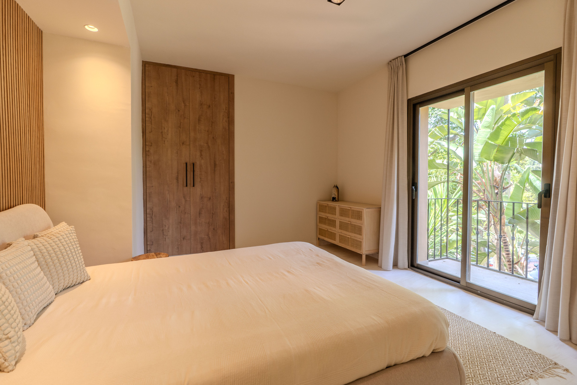 3 Bedroom Apartment in Estepona - Photo 33