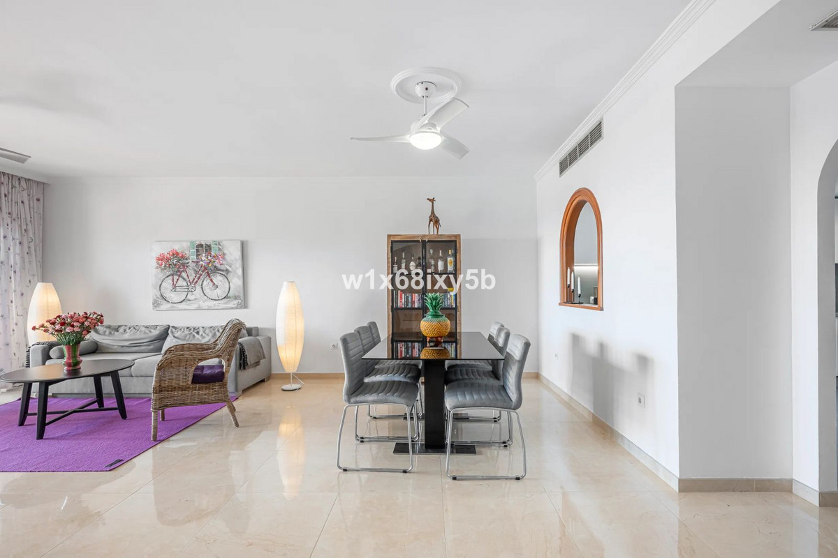 2 Bedroom Apartment in Manilva - Foto 8