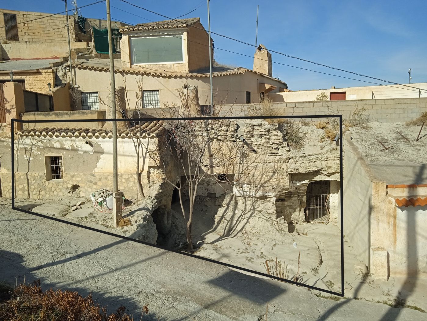 Chalet de 9 dormitorios con piscina en Granada – Foto 1