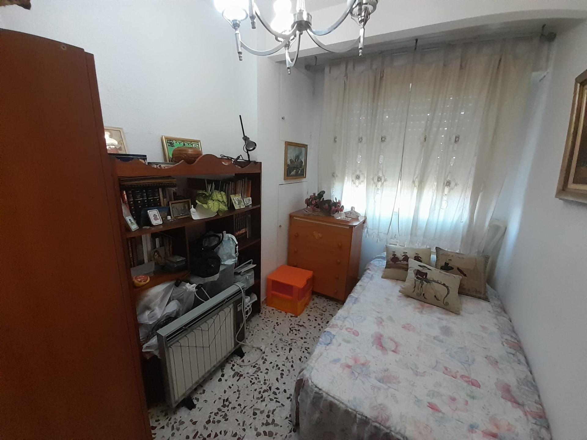Piso de 4 dormitorios en Murcia – Foto 10