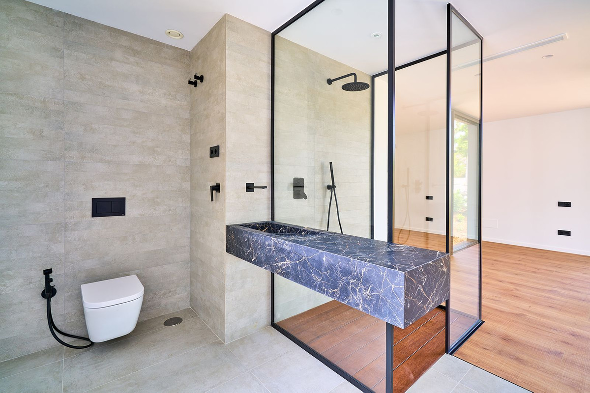 5 Bedroom Villa in Sotogrande - Photo 25