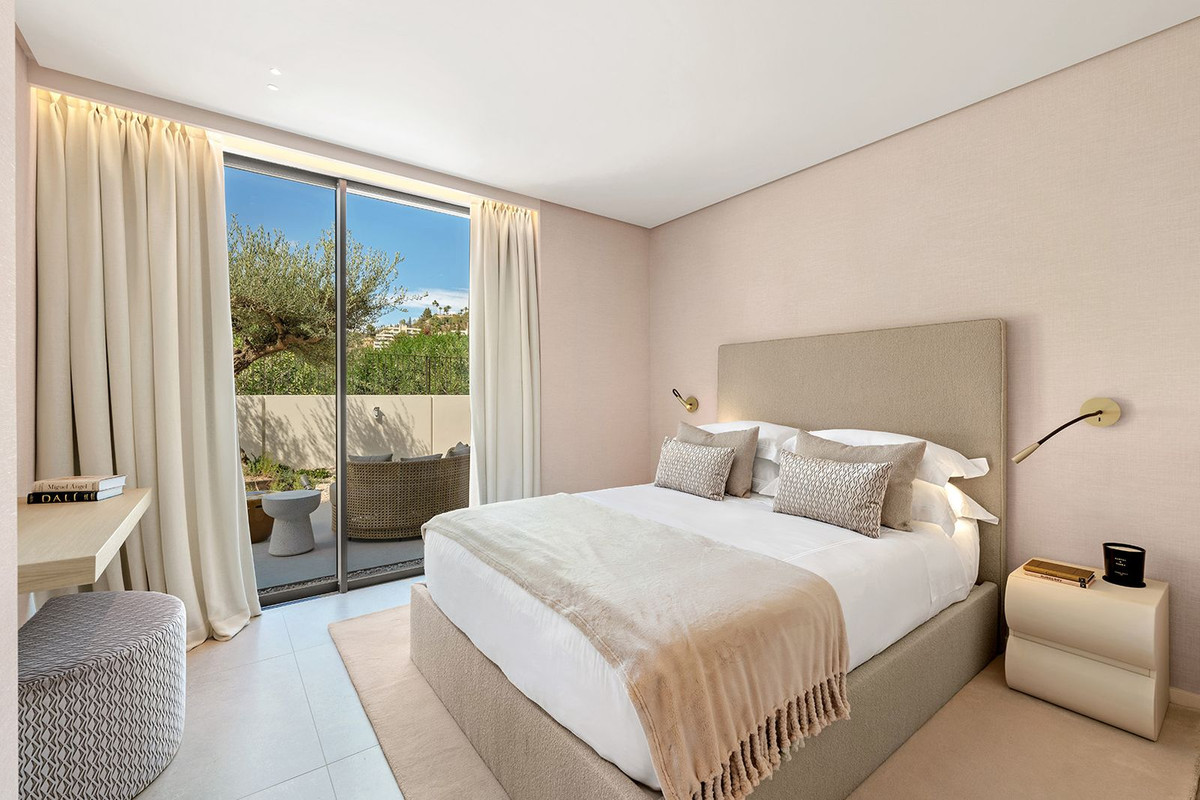4 Bedroom Villa in Marbella - Фото 31