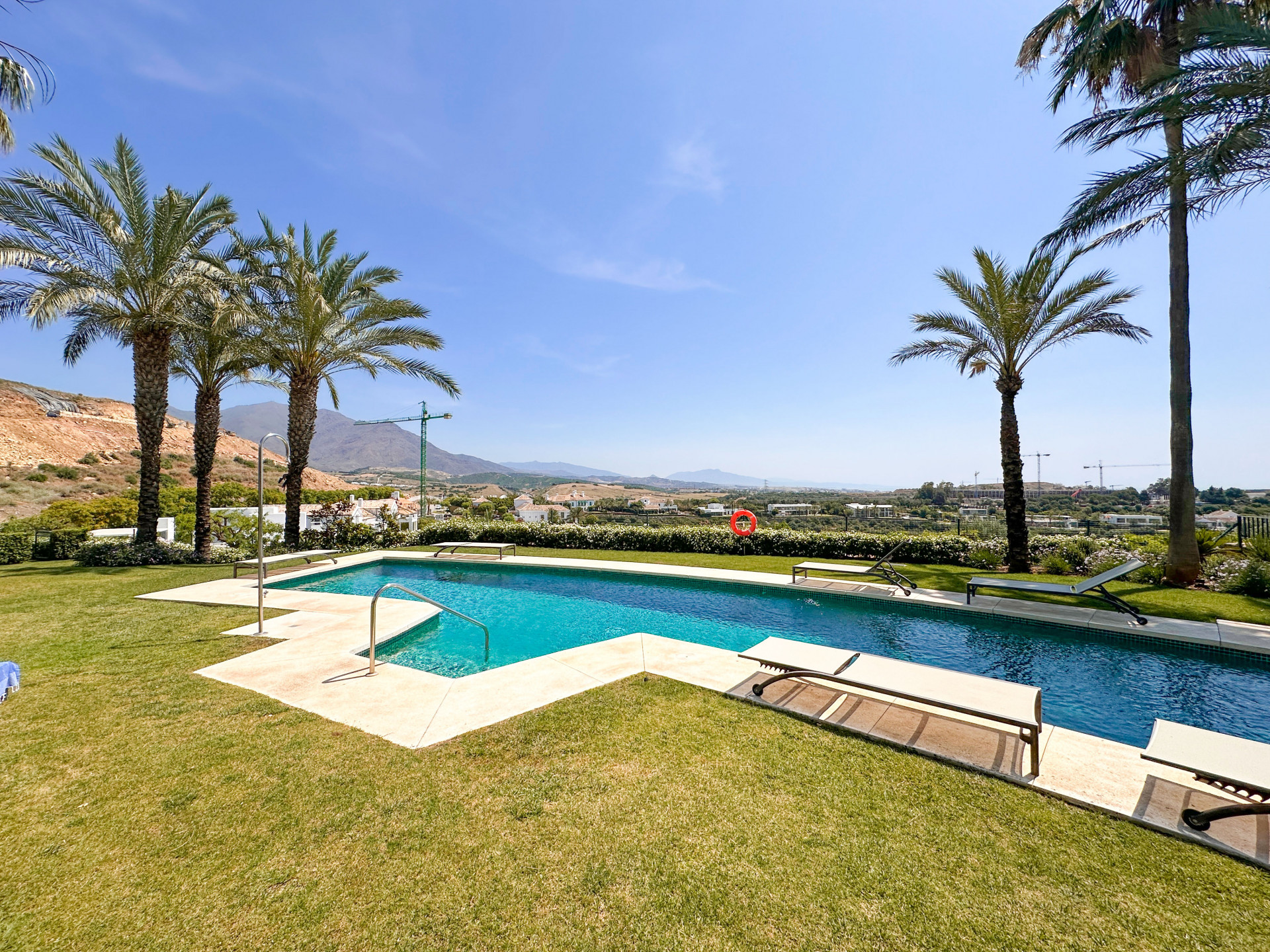 2 Bedroom Apartment in Casares - Photo 17