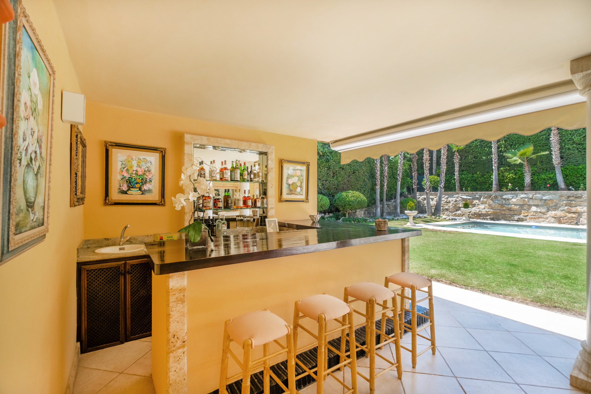 4 Bedroom Villa in Marbella - Photo 26