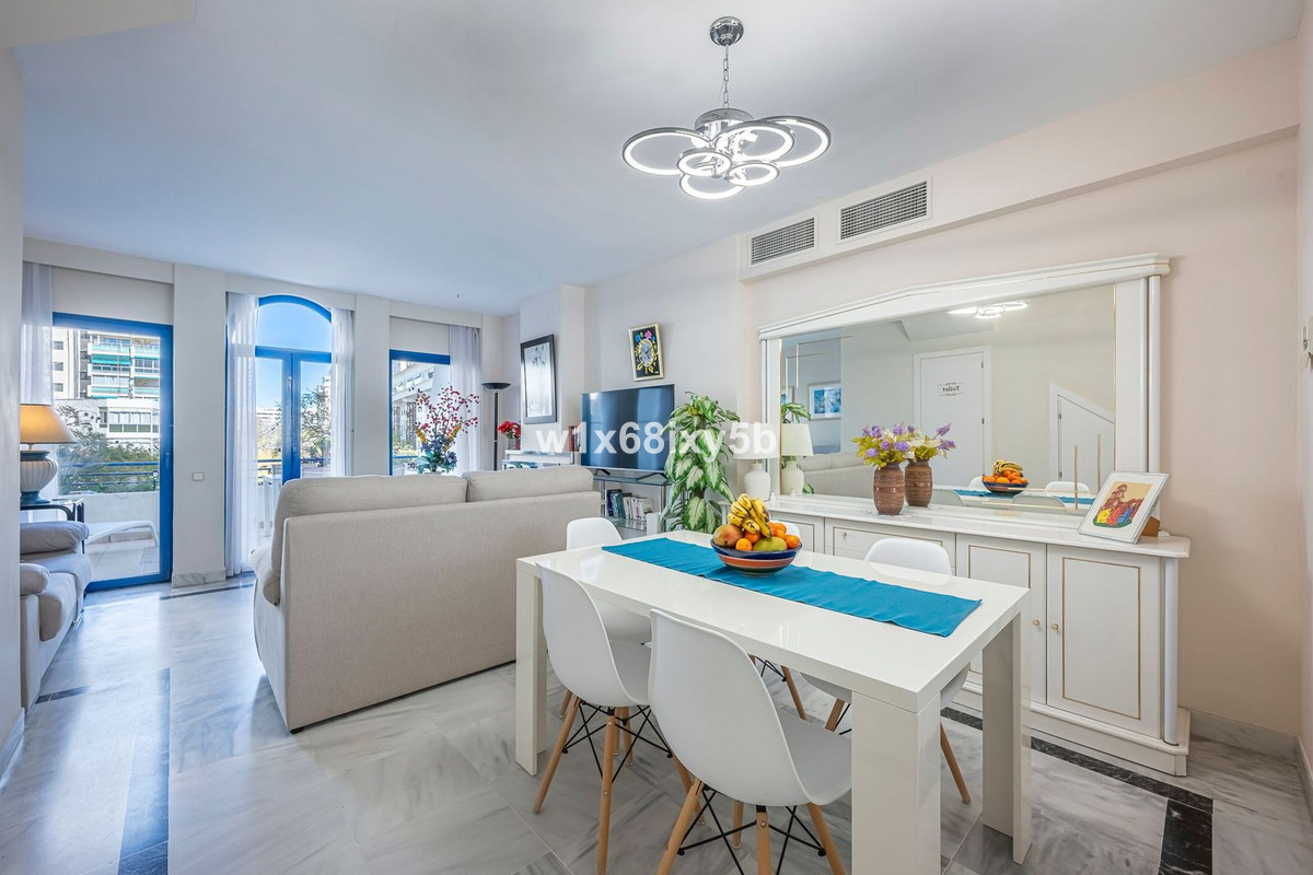 2 Bedroom Apartment in Marbella - Foto 12