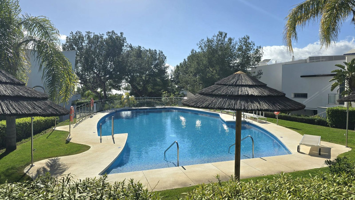 5 Bedroom Villa in Marbella - Photo 39