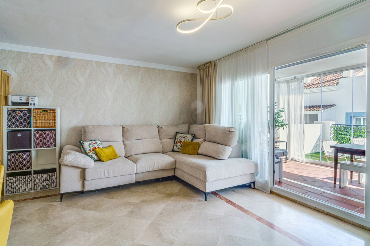 3 Bedroom Apartment in Benahavís - Foto 3